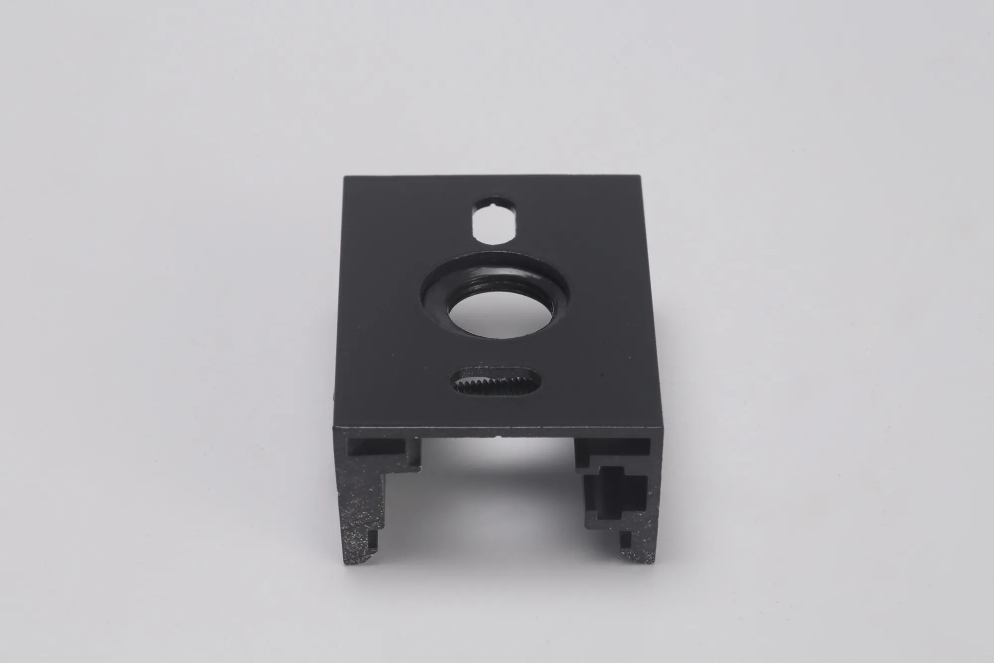Mounting Clip For Surface/Pendant For 3 Circuit Surface Mounted Track With Data Bus 99-075-3  Eutrac 3 Circuit Surface/DB-Silver